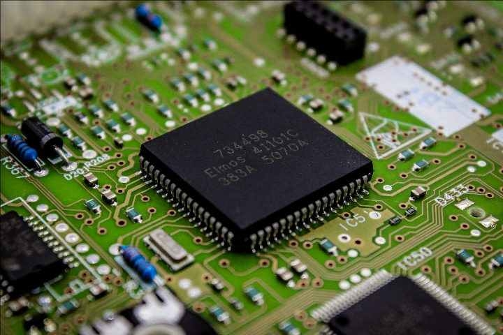 MCU选型与PCB硬件设计 MCU选型与PCB硬件设计